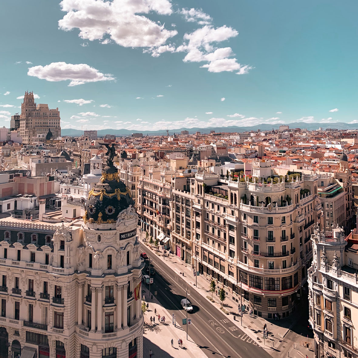 Madrid, paseando por la capital española.